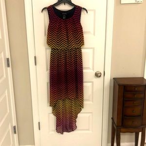 Size 4 high-low style dress in a sunset colored chevron pattern.